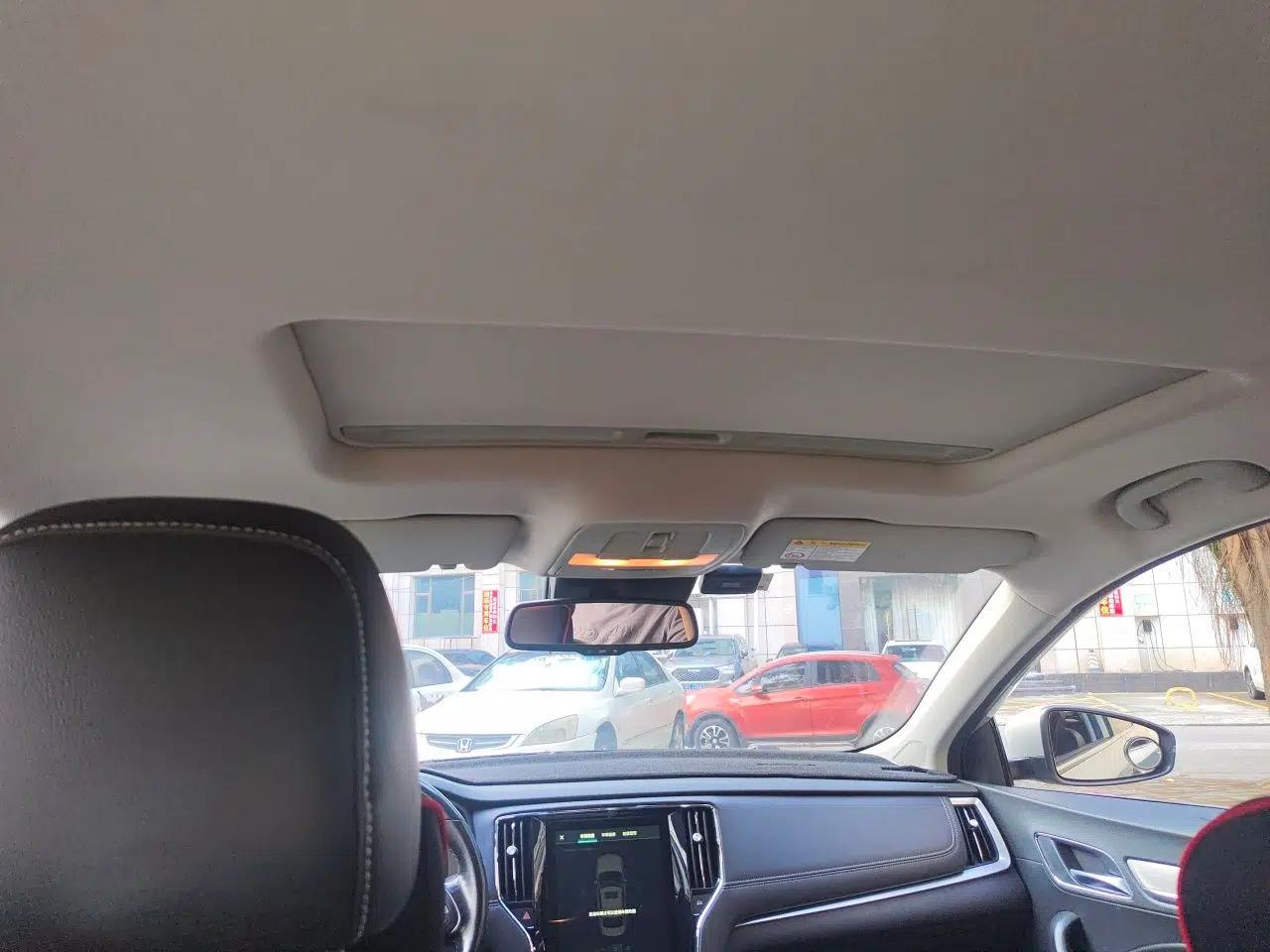 Roewe i6 New Energy 2017 45T Hybrid Connected Smart Edition — миниатюра 19