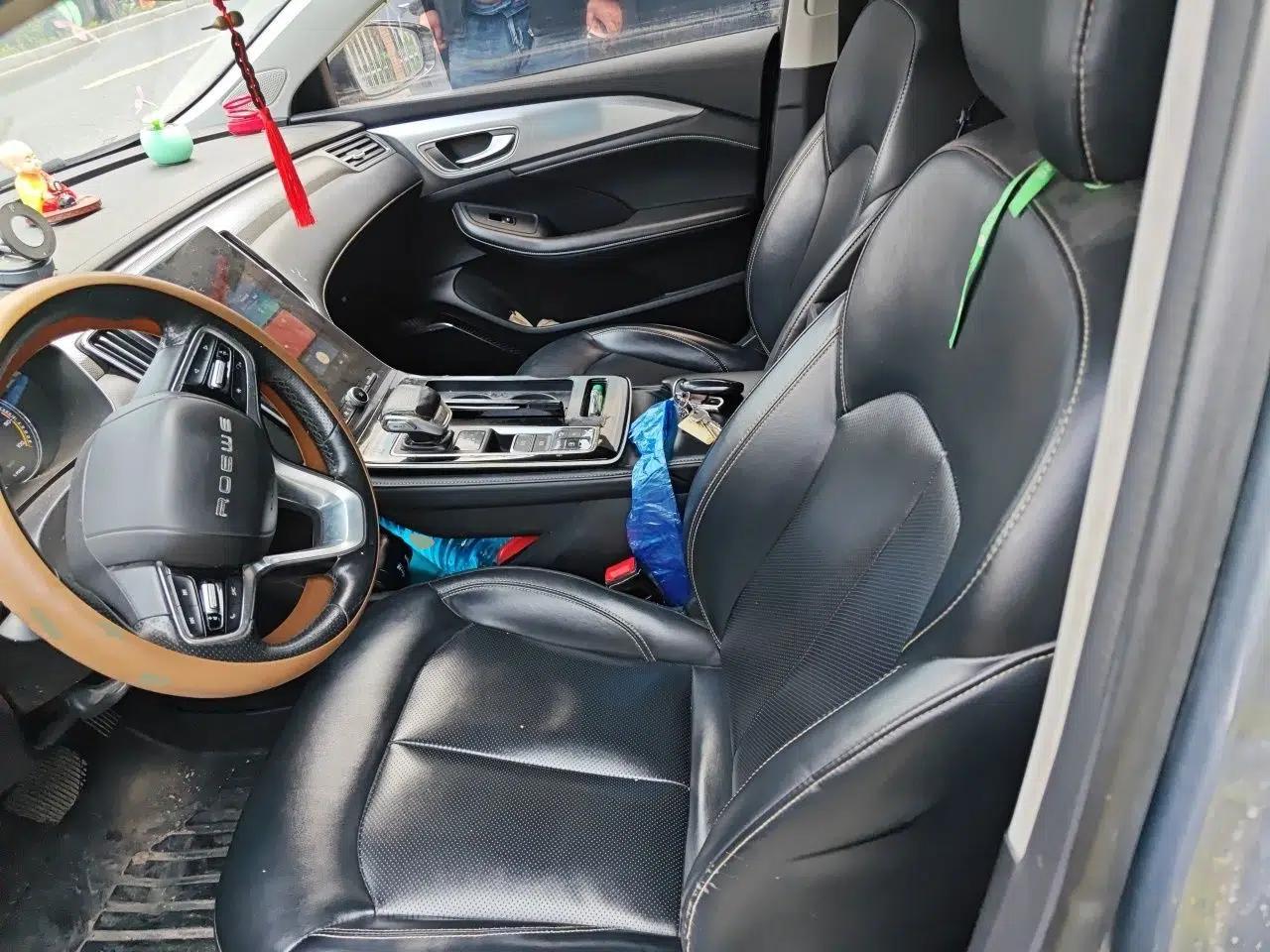 Roewe i6 MAX New Energy 2020 1.5T PHEV Sporty Cool Edition — миниатюра 16