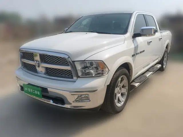 RAM Trucks 