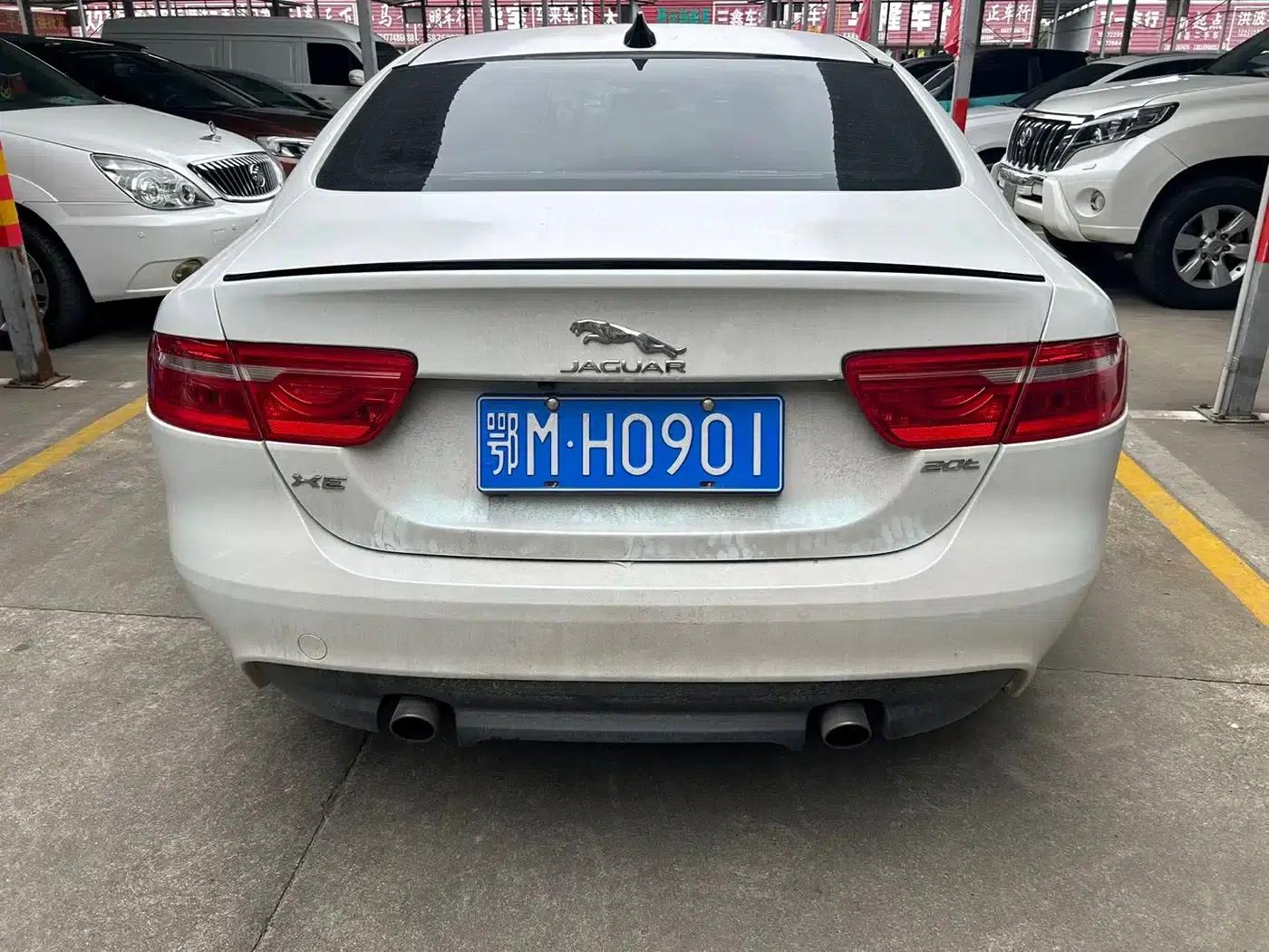 Jaguar XE 2018 2.0T 200PS 2WD R-Sport — миниатюра 5