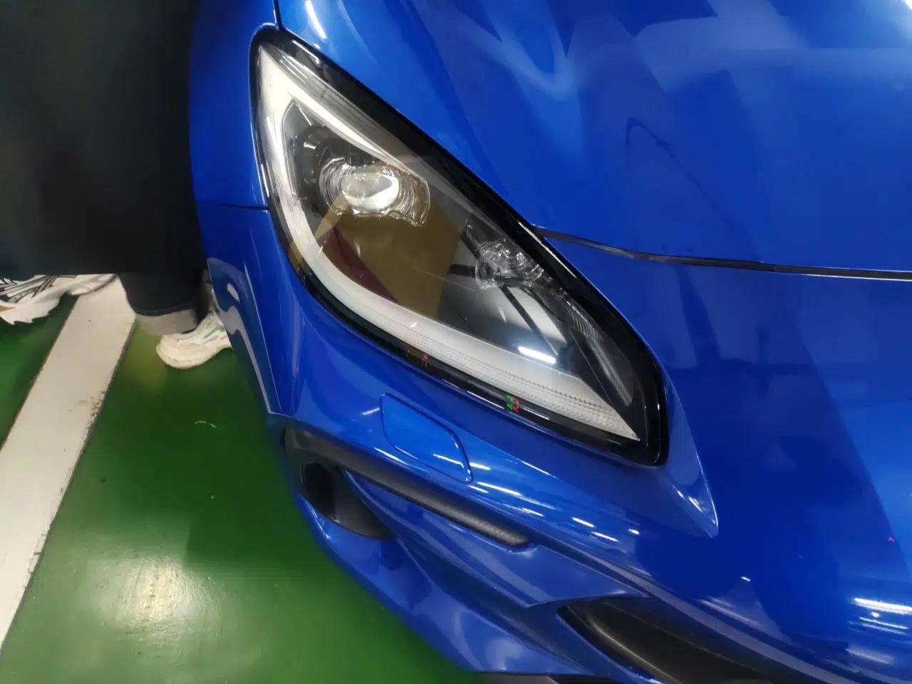 Subaru BRZ 2023 2.4L Manual 10th Anniversary Edition — миниатюра 7