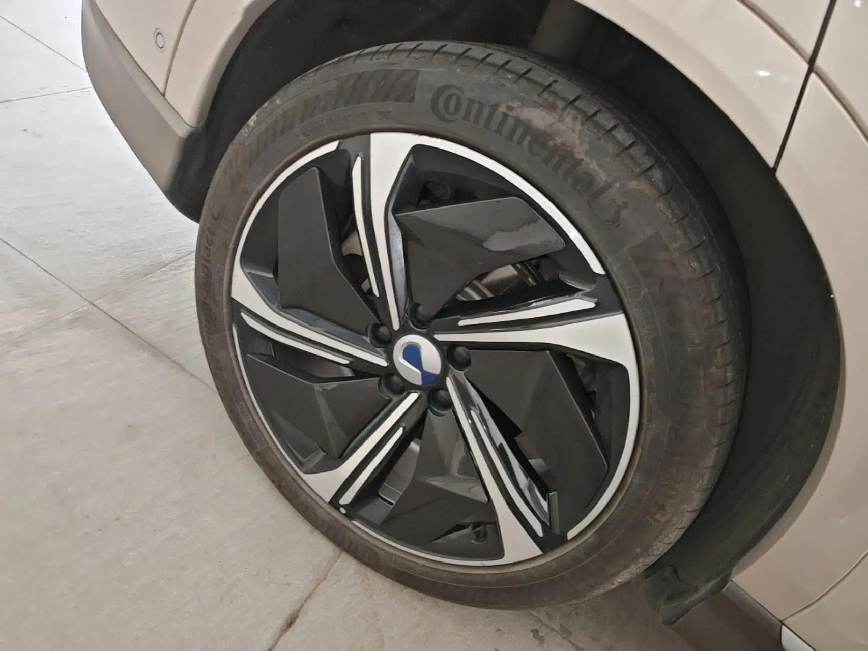 Denza N7 2023 Long-Range Performance Max Edition — миниатюра 10