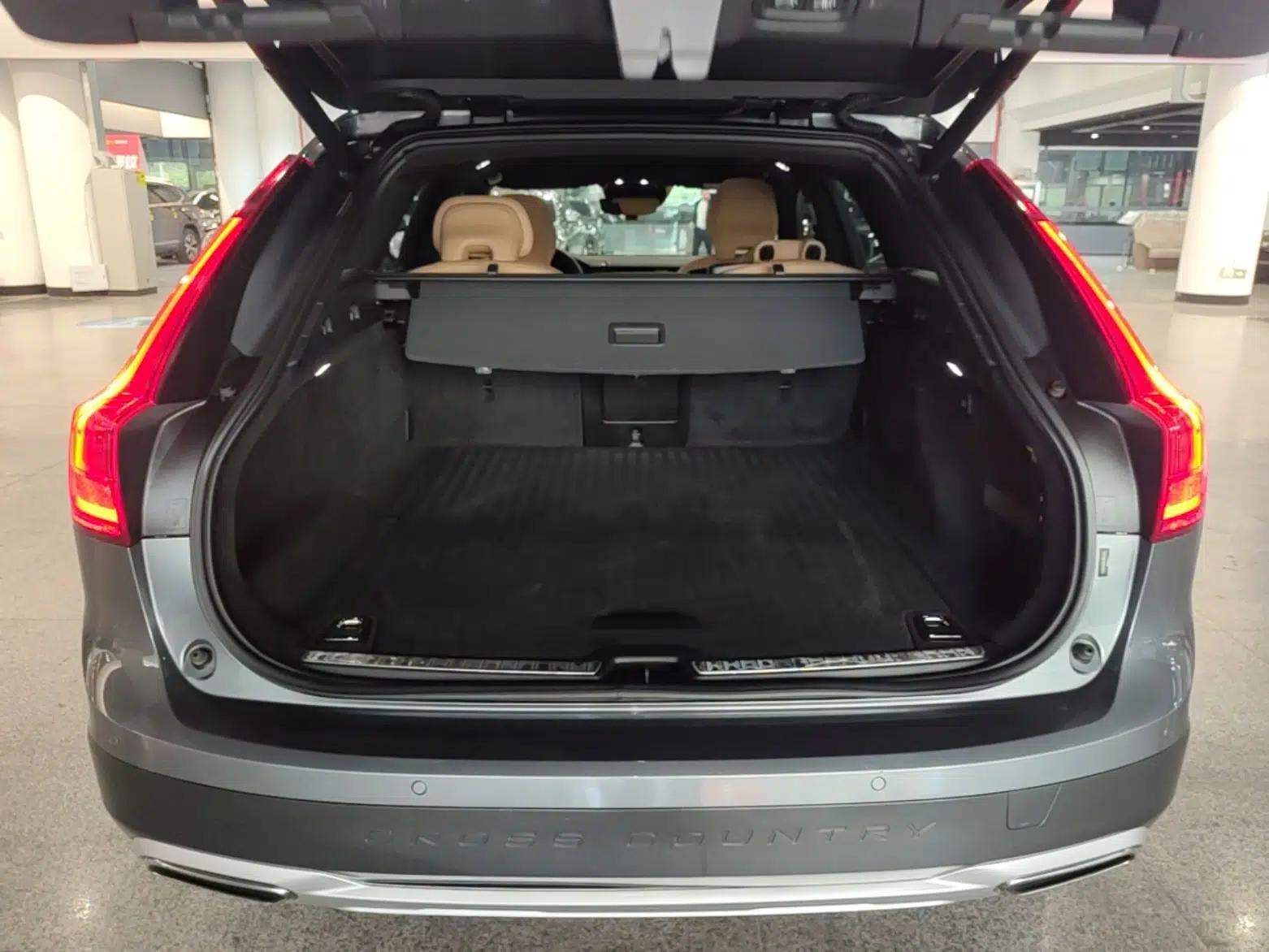 Volvo V90 2019 Cross Country T5 AWD Smart Range Version China VI Standard — миниатюра 22
