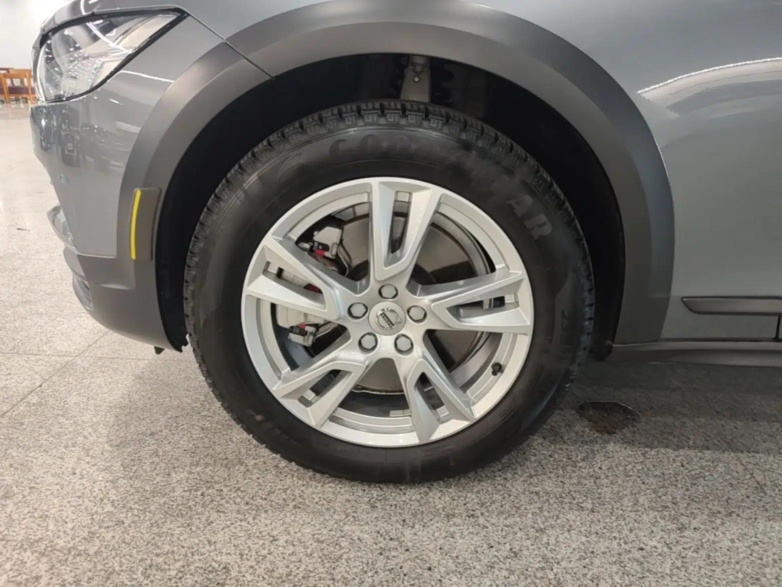 Volvo V90 2019 Cross Country T5 AWD Smart Range Version China VI Standard — миниатюра 8