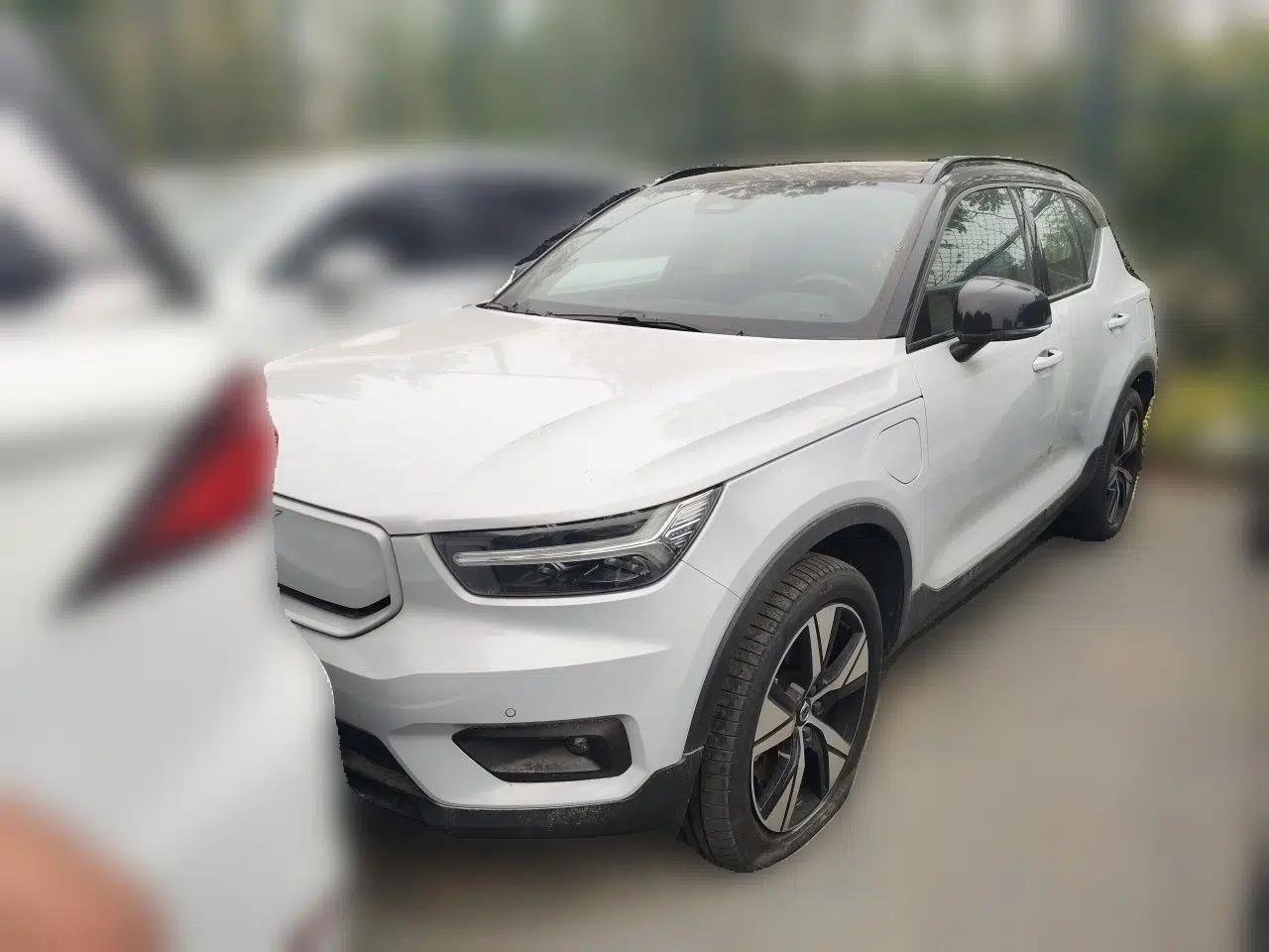 Volvo XC40 New Energy 2021 P8 Pure Electric All-Wheel Drive Smart Luxury Sport Edition — миниатюра 1