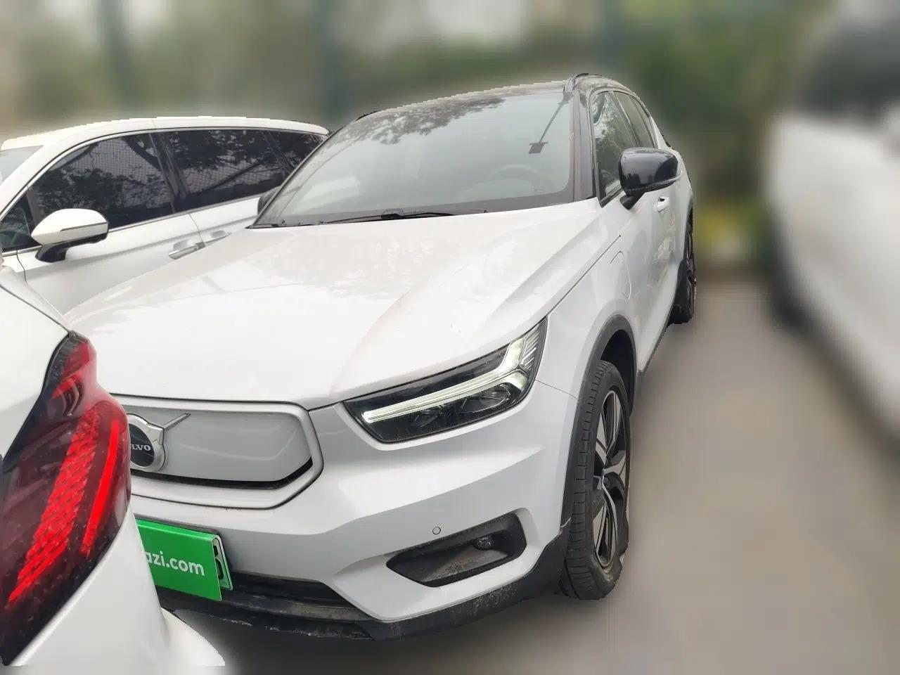 Volvo XC40 New Energy 2021 P8 Pure Electric All-Wheel Drive Smart Luxury Sport Edition — миниатюра 2