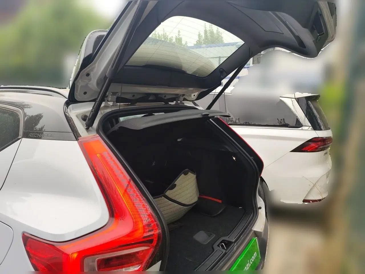 Volvo XC40 New Energy 2021 P8 Pure Electric All-Wheel Drive Smart Luxury Sport Edition — миниатюра 20
