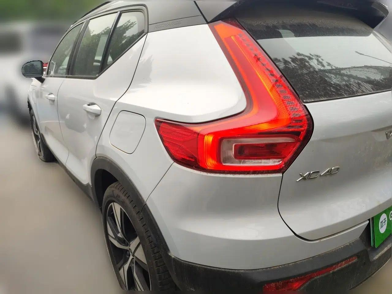 Volvo XC40 New Energy 2021 P8 Pure Electric All-Wheel Drive Smart Luxury Sport Edition — миниатюра 4