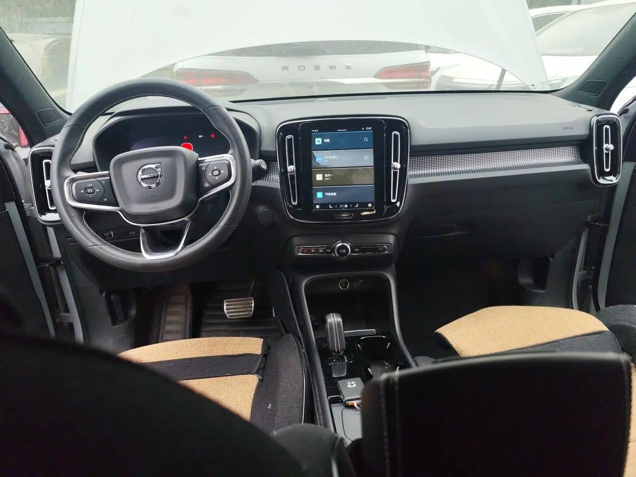 Volvo XC40 New Energy 2021 P8 Pure Electric All-Wheel Drive Smart Luxury Sport Edition — миниатюра 10