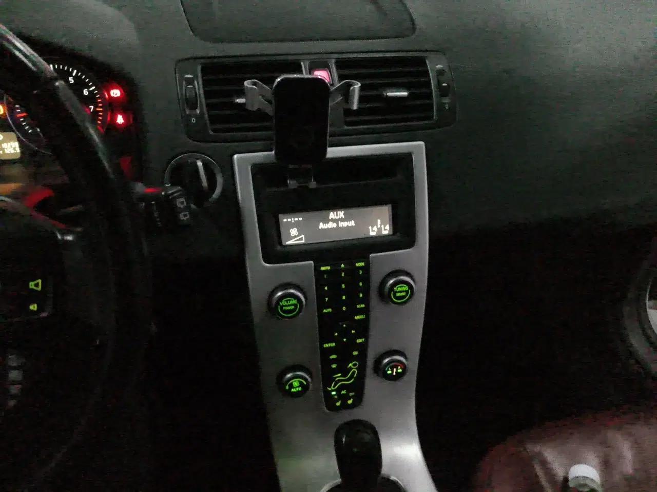 Volvo C30 2012 2.0L Aktiv Dynamic Package Edition — миниатюра 14