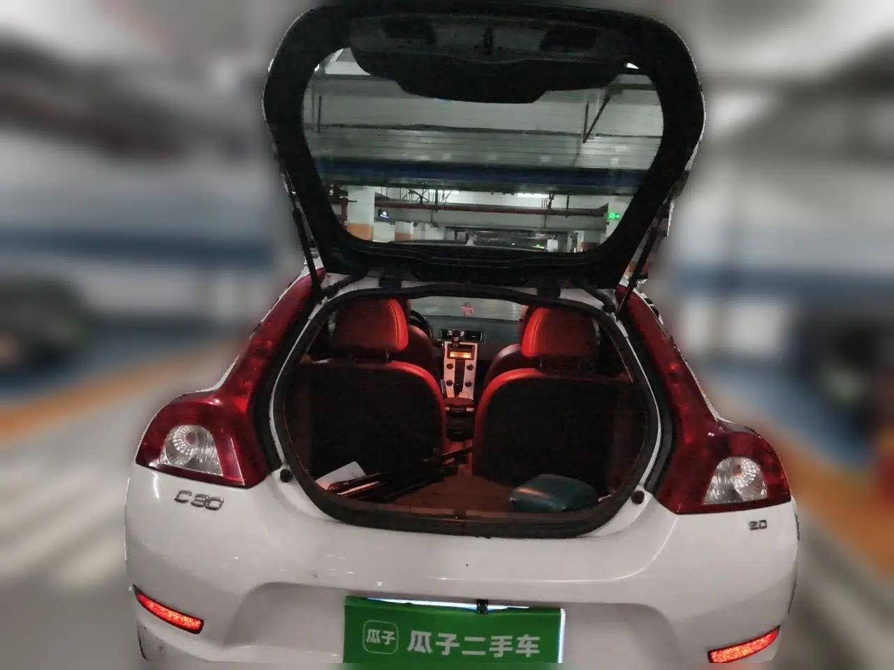 Volvo C30 2012 2.0L Aktiv Dynamic Package Edition — миниатюра 20