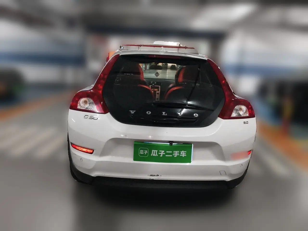 Volvo C30 2012 2.0L Aktiv Dynamic Package Edition — миниатюра 5
