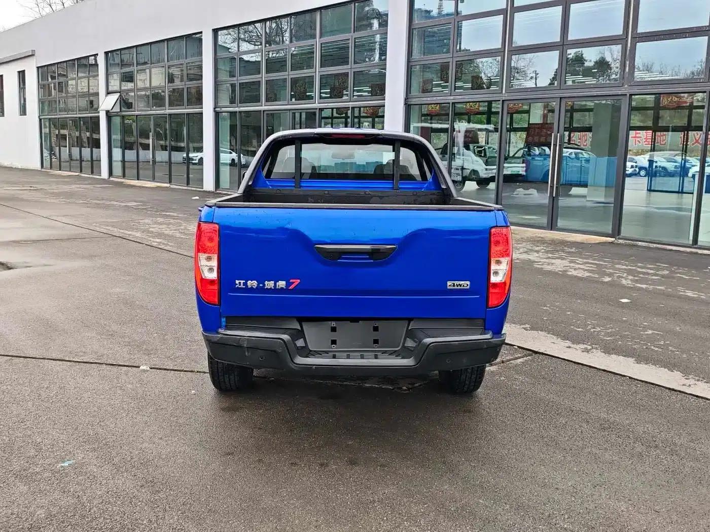 Yuhu 7 2022 2.0T Automatic Diesel 4WD Comfort Edition Long Wheelbase — миниатюра 6