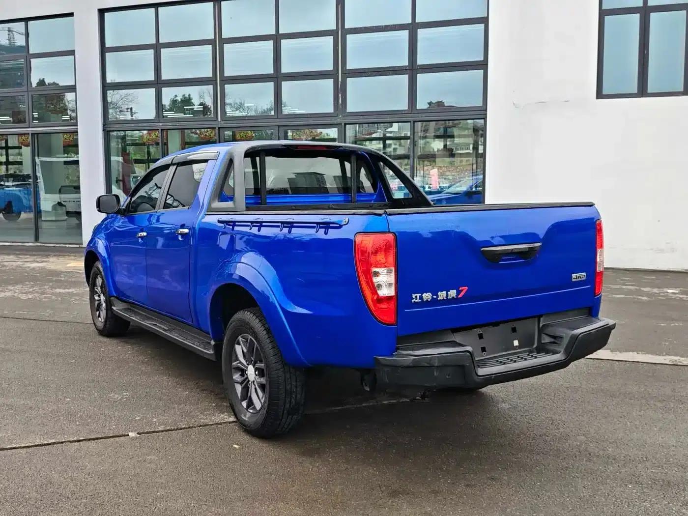 Yuhu 7 2022 2.0T Automatic Diesel 4WD Comfort Edition Long Wheelbase — миниатюра 8