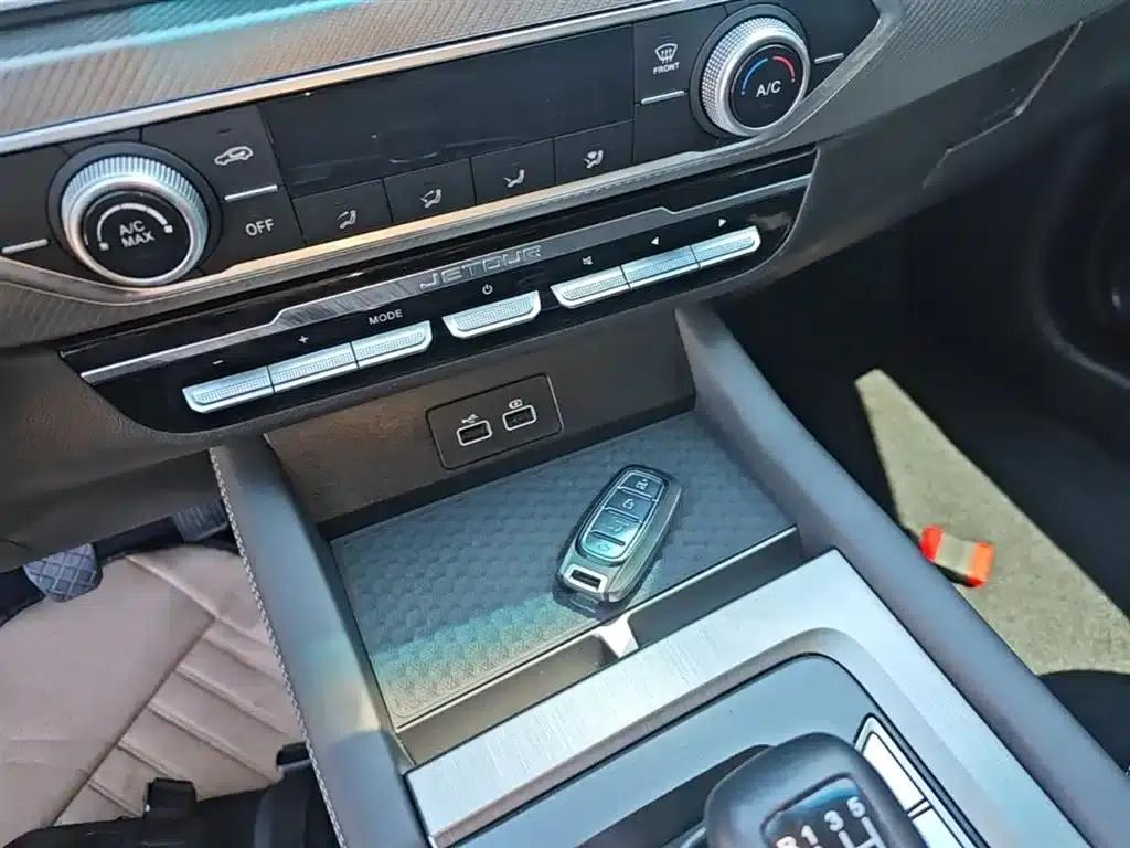 Jetour X70S 2022 1.5T Manual Youth Edition 5-seater — миниатюра 9
