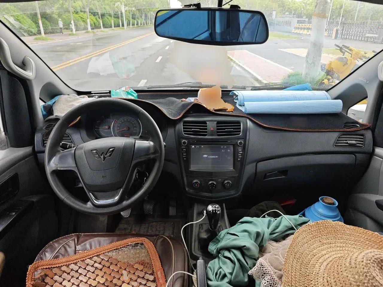 Wuling Zhengcheng 2015 1.5L Comfort L3C — миниатюра 10