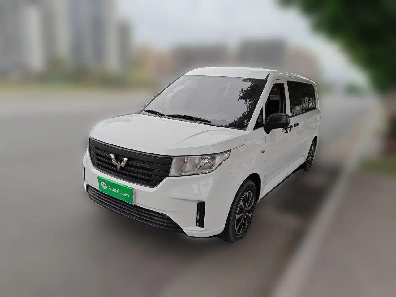 Wuling Zhengcheng 2021 1.5T Manual Comfort Version — миниатюра 1