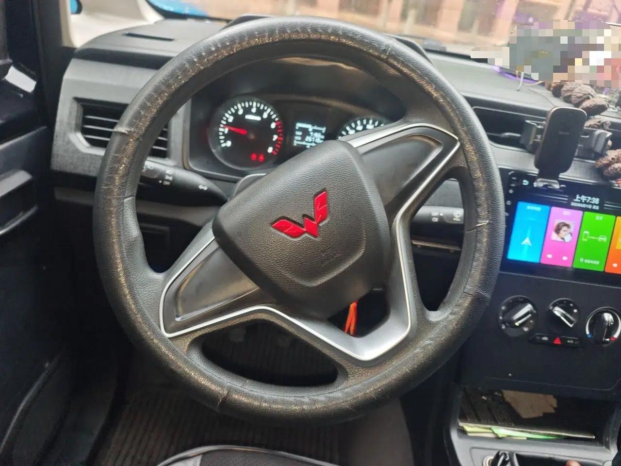 Wuling Zhengcheng 2022 2.0L Manual Entrepreneurial Version — миниатюра 11