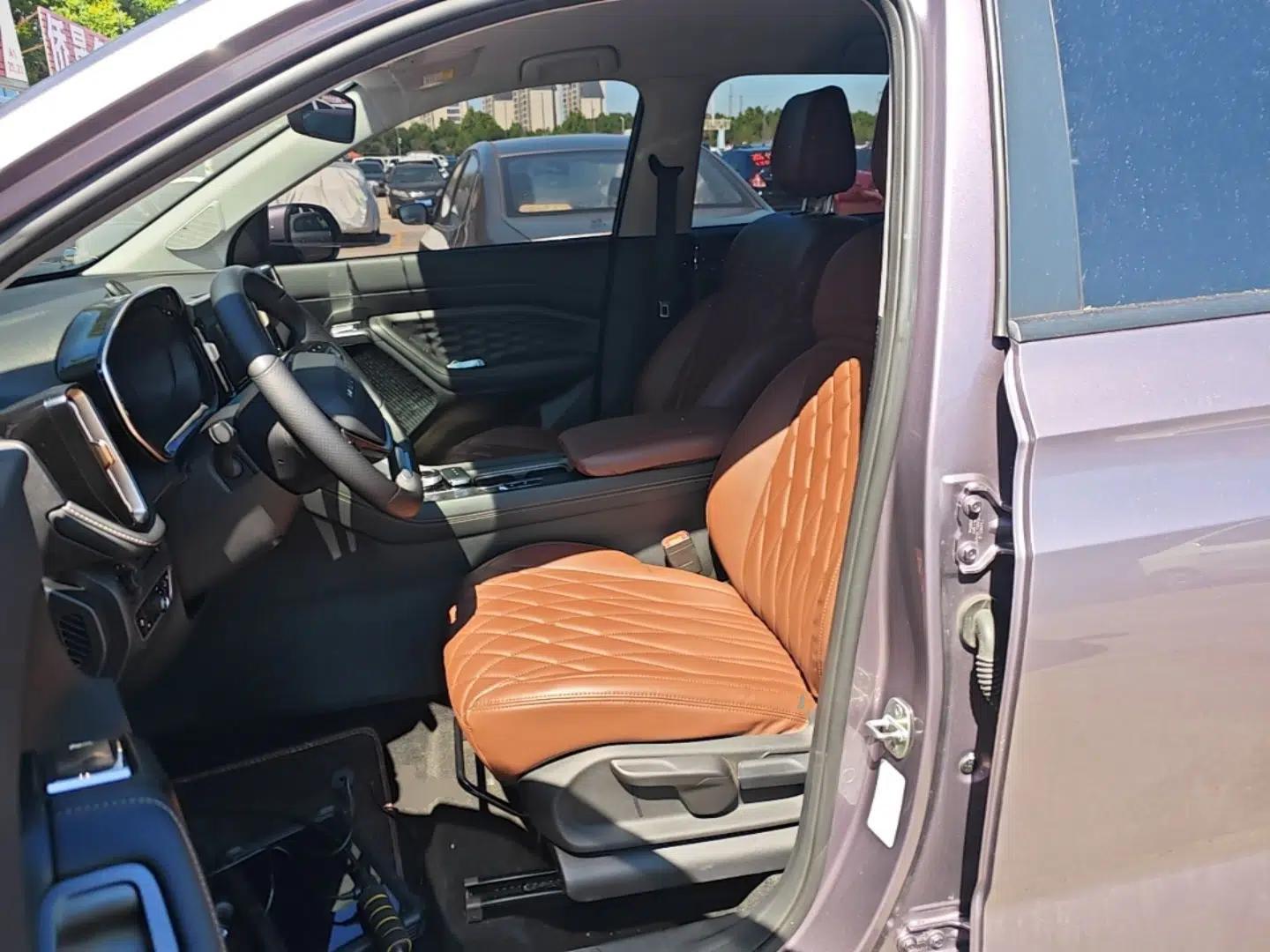 Wuling Xingyun 2023 2.0L DHT Standard Edition — миниатюра 17