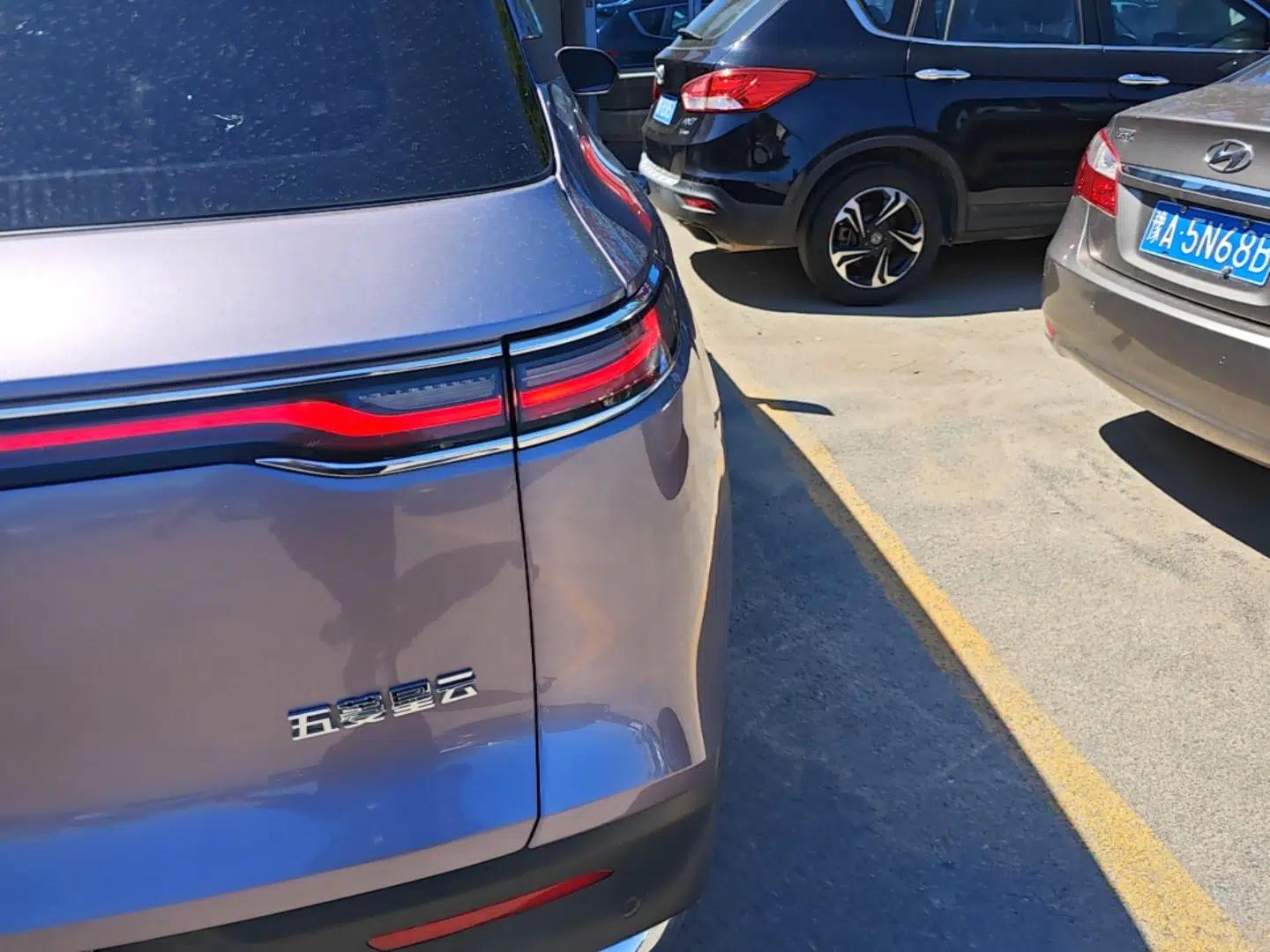 Wuling Xingyun 2023 2.0L DHT Standard Edition — миниатюра 8