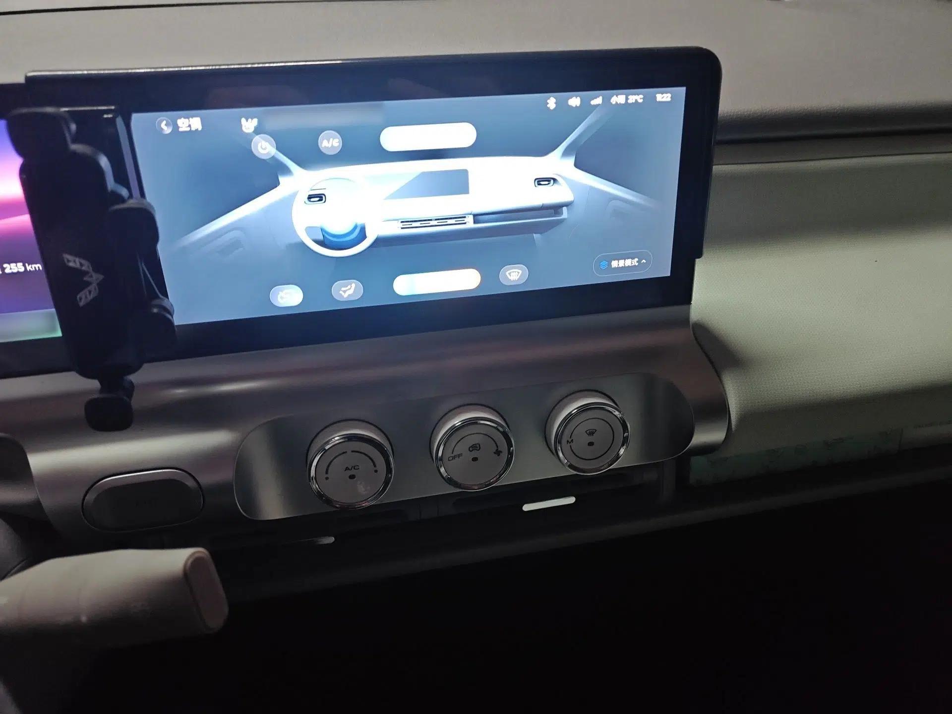 Wuling Air ev 2023 - Four Seats - Advanced Edition — миниатюра 12