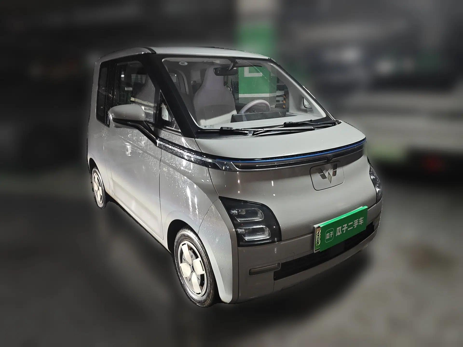 Wuling Air ev 2023 - Four Seats - Advanced Edition — миниатюра 3