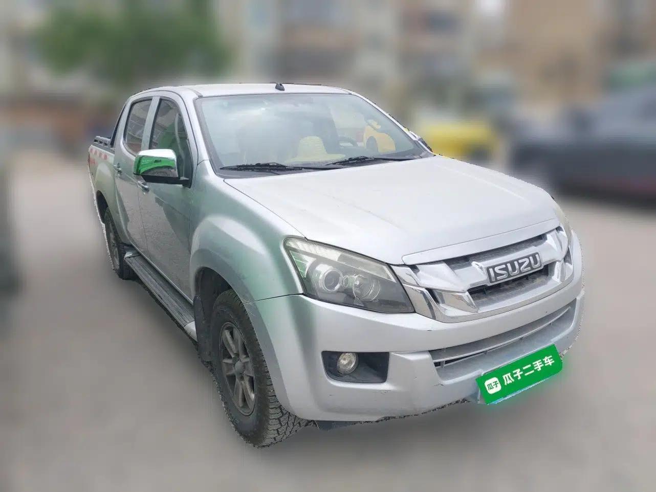 Isuzu D-MAX 2015 2.5T 4x4 Manual Base Version 4JK1 — миниатюра 3