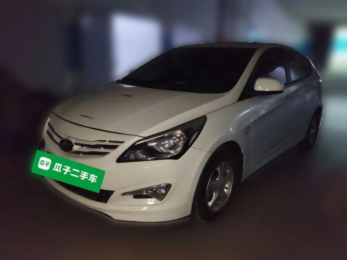 Hyundai Verna Ray 2014 1.4L Manual GLX — миниатюра 1