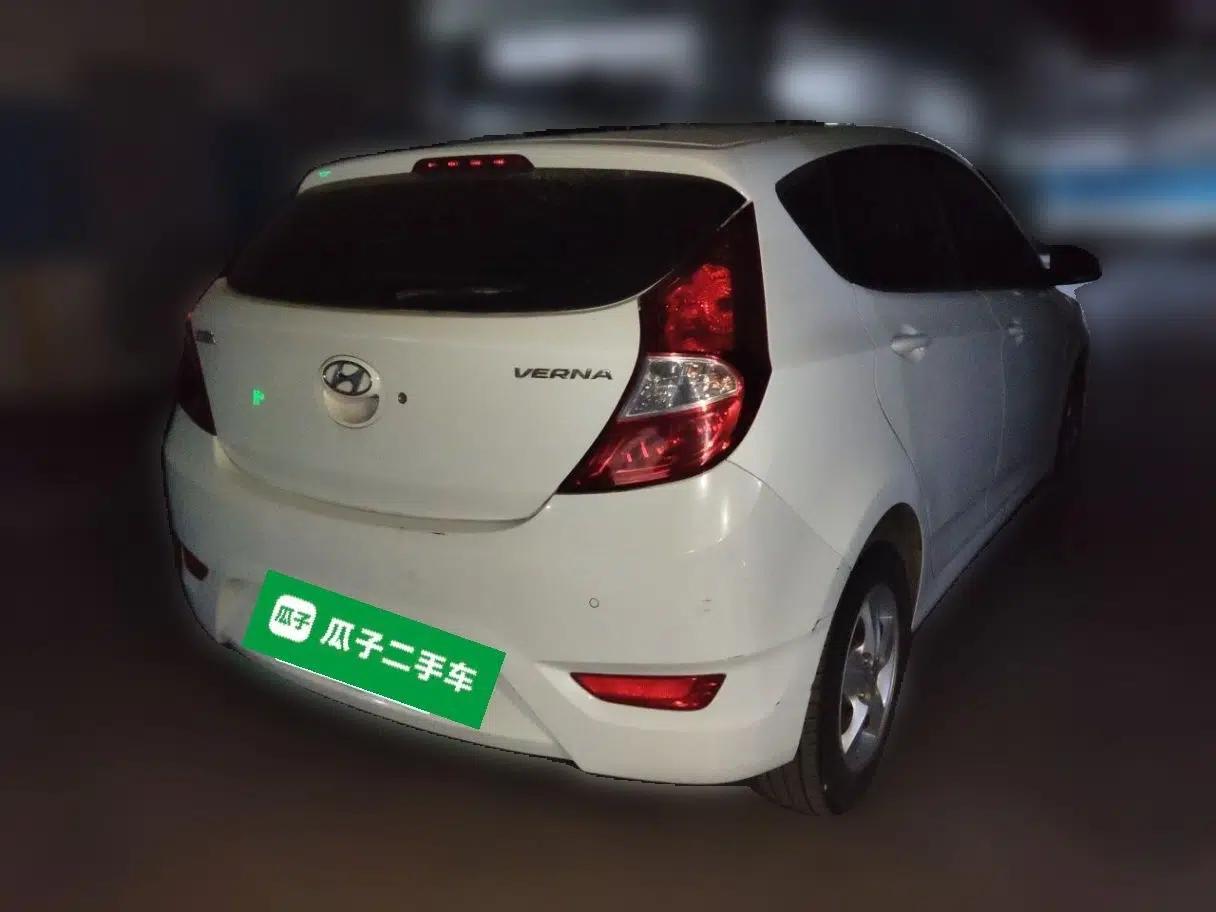 Hyundai Verna Ray 2014 1.4L Manual GLX — миниатюра 6