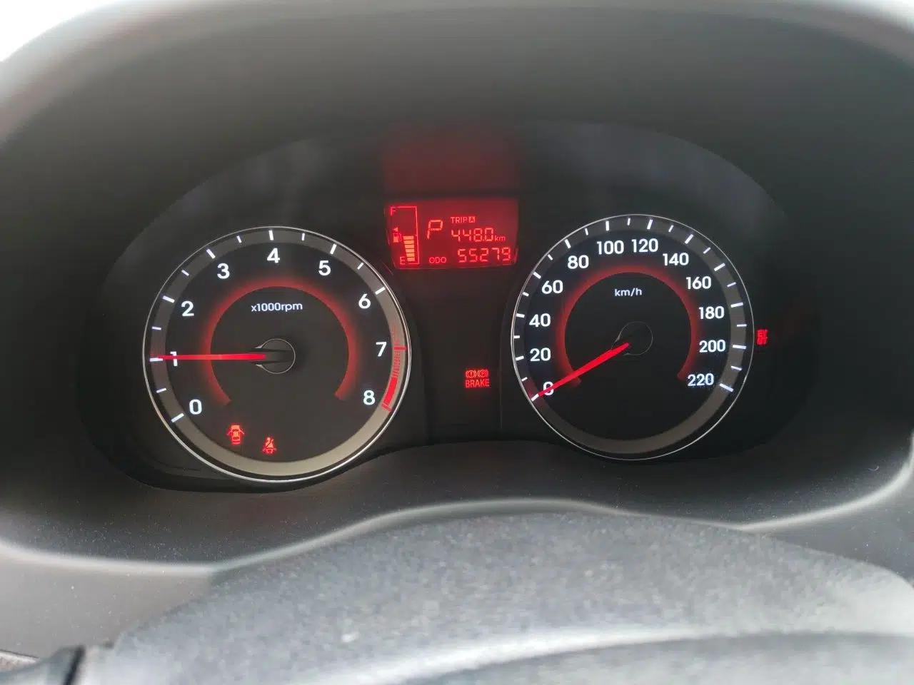 Hyundai Verna Ray 2014 1.6L Automatic TOP — миниатюра 12