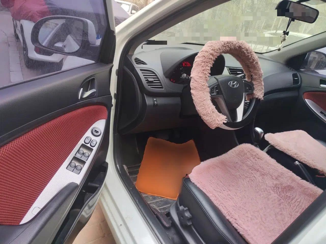 Hyundai Verna Ray 2014 1.6L Automatic TOP — миниатюра 17