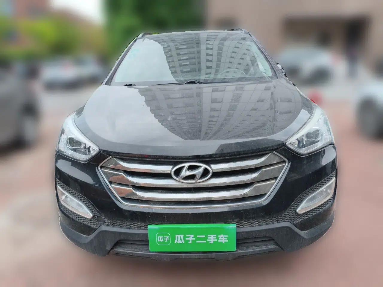 Hyundai Santa Fe Classic 2013 Facelift 3.0L 4x4 Comfort Edition with Navigation Euro IV compliant — миниатюра 2
