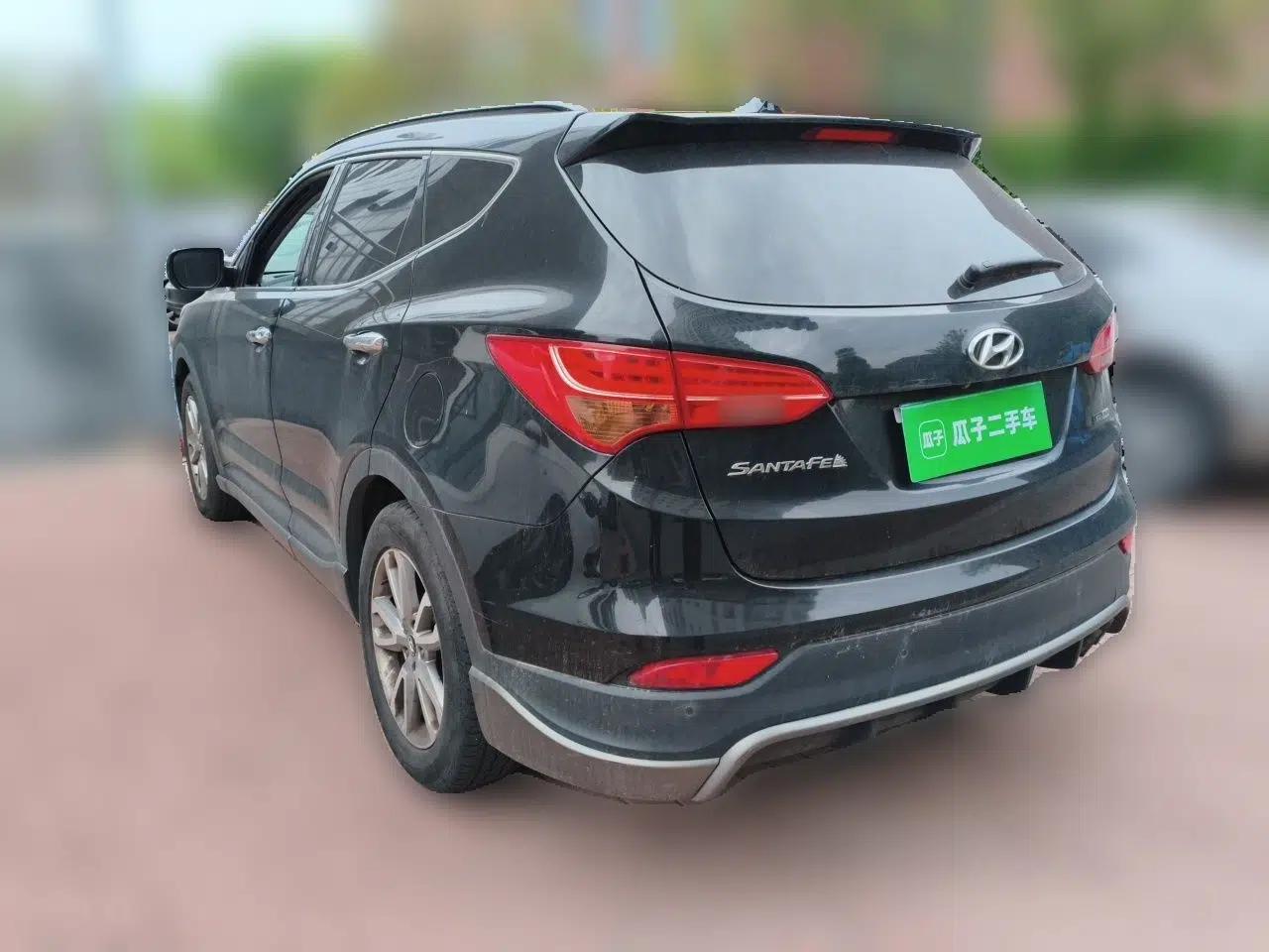 Hyundai Santa Fe Classic 2013 Facelift 3.0L 4x4 Comfort Edition with Navigation Euro IV compliant — миниатюра 4
