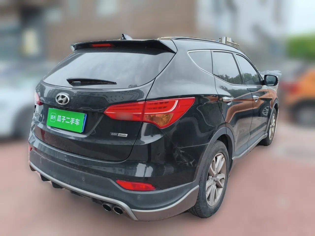 Hyundai Santa Fe Classic 2013 Facelift 3.0L 4x4 Comfort Edition with Navigation Euro IV compliant — миниатюра 6