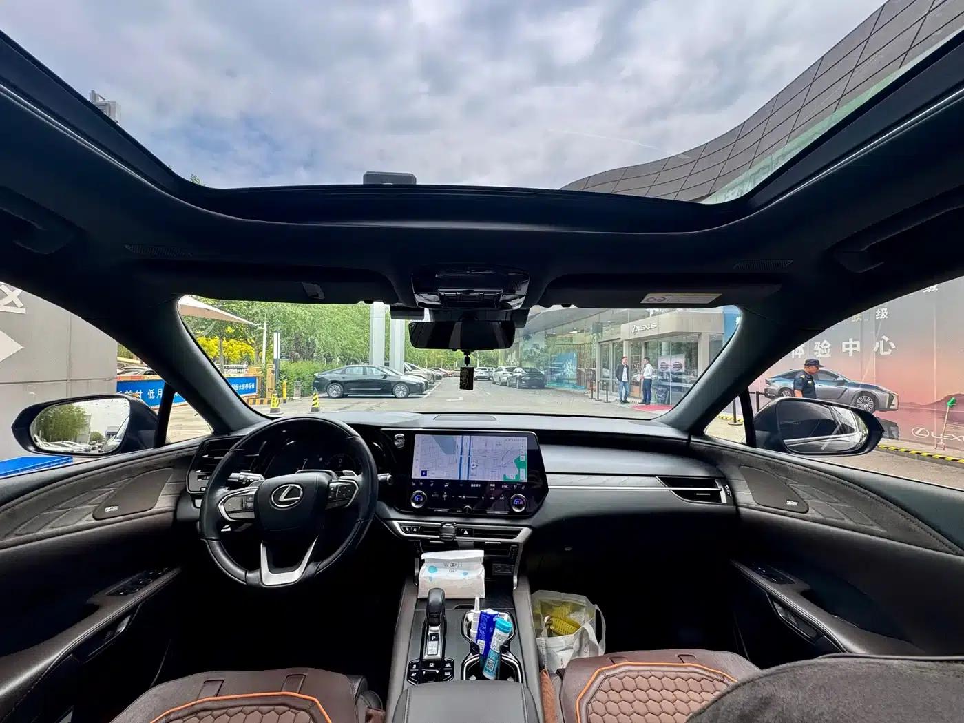 Lexus RX Hybrid 2023 450h+ AWD Enjoy Edition — миниатюра 15