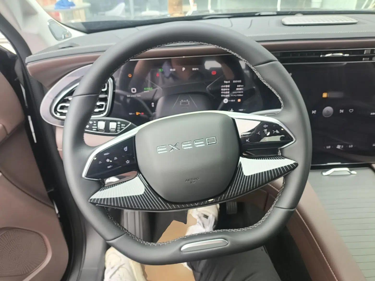 EXEED Lanyue 2026 400T Two-Wheel-Drive Starry Edition 7-Seater — миниатюра 14