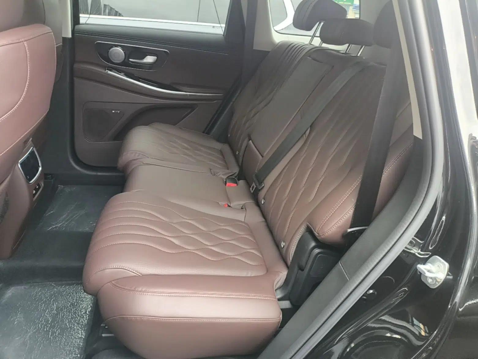 EXEED Lanyue 2026 400T Two-Wheel-Drive Starry Edition 7-Seater — миниатюра 20