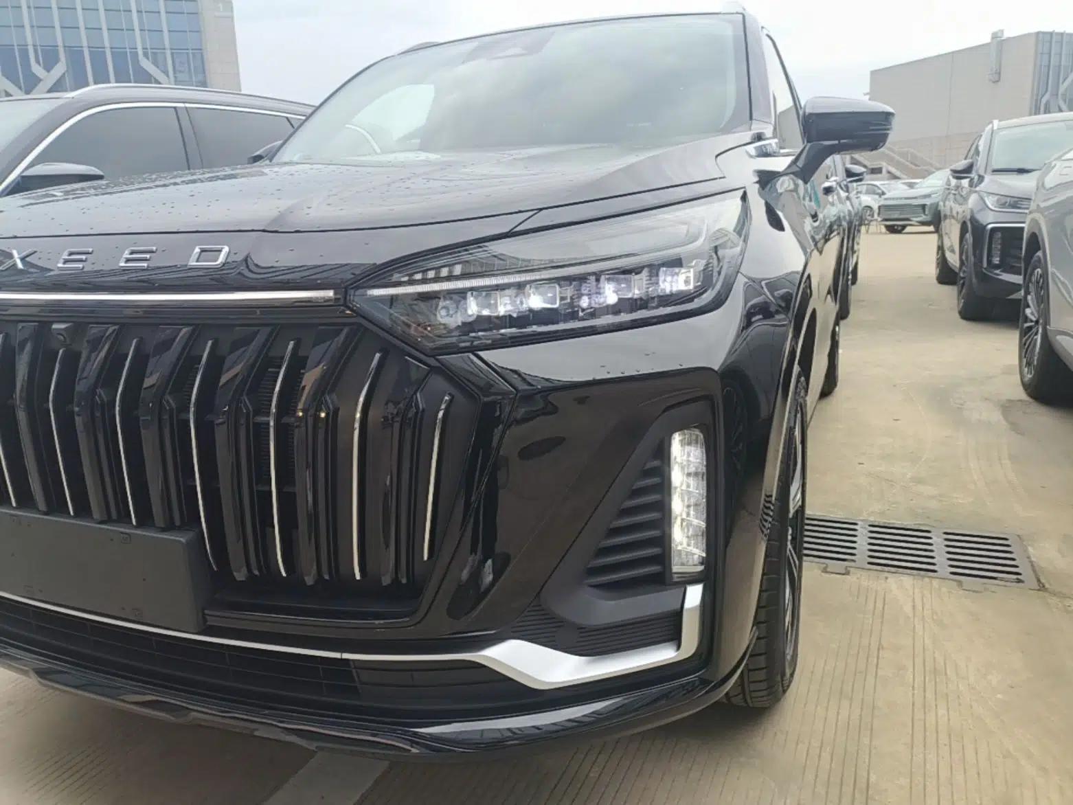 EXEED Lanyue 2026 400T Two-Wheel-Drive Starry Edition 7-Seater — миниатюра 9