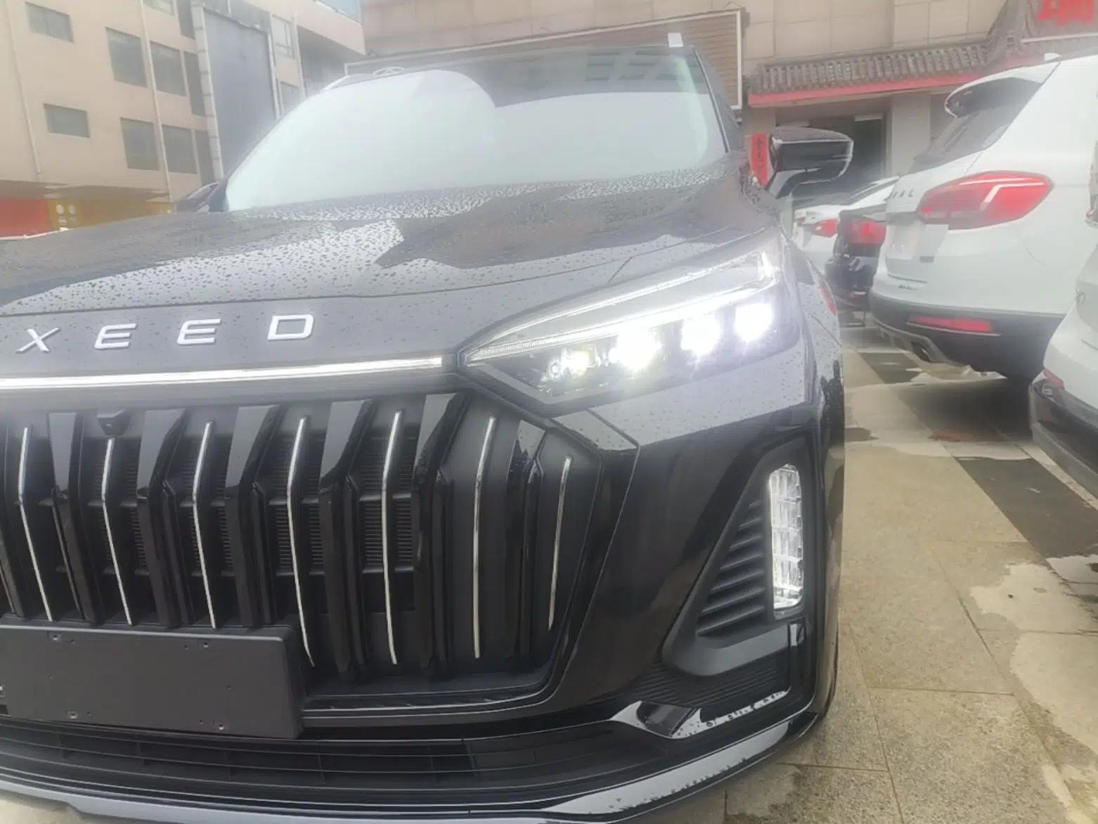 EXEED Lanyue 2022 Explore Edition 400T Four-Wheel Drive Star Edition 5 Seats — миниатюра 2