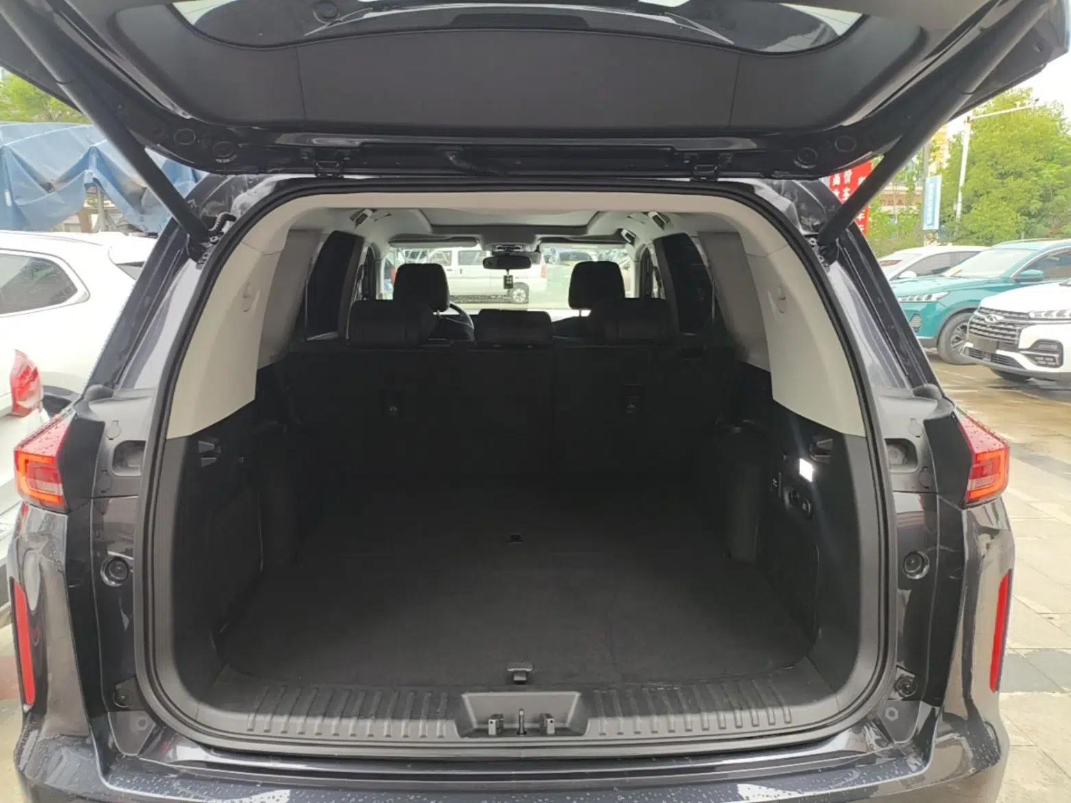 EXEED Lanyue 2022 Explore Edition 400T Four-Wheel Drive Star Edition 5 Seats — миниатюра 23