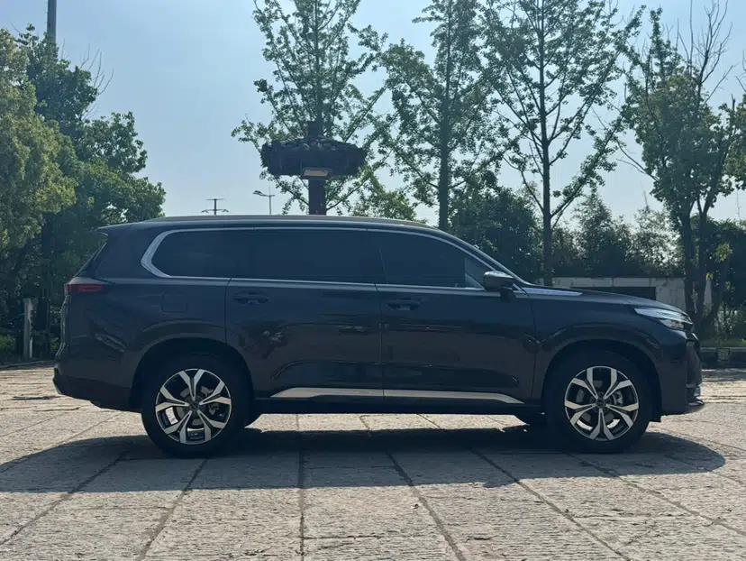 EXEED Lanyue 2022 Explore Edition 400T Four-Wheel Drive Star Edition 5 Seats — миниатюра 7