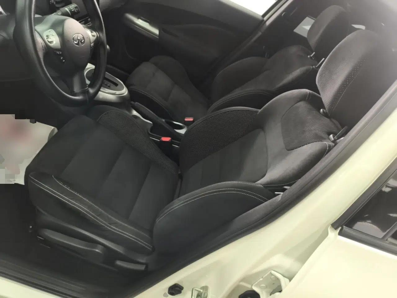 Infiniti ESQ 2014 1.6L Spontaneous Edition — миниатюра 18