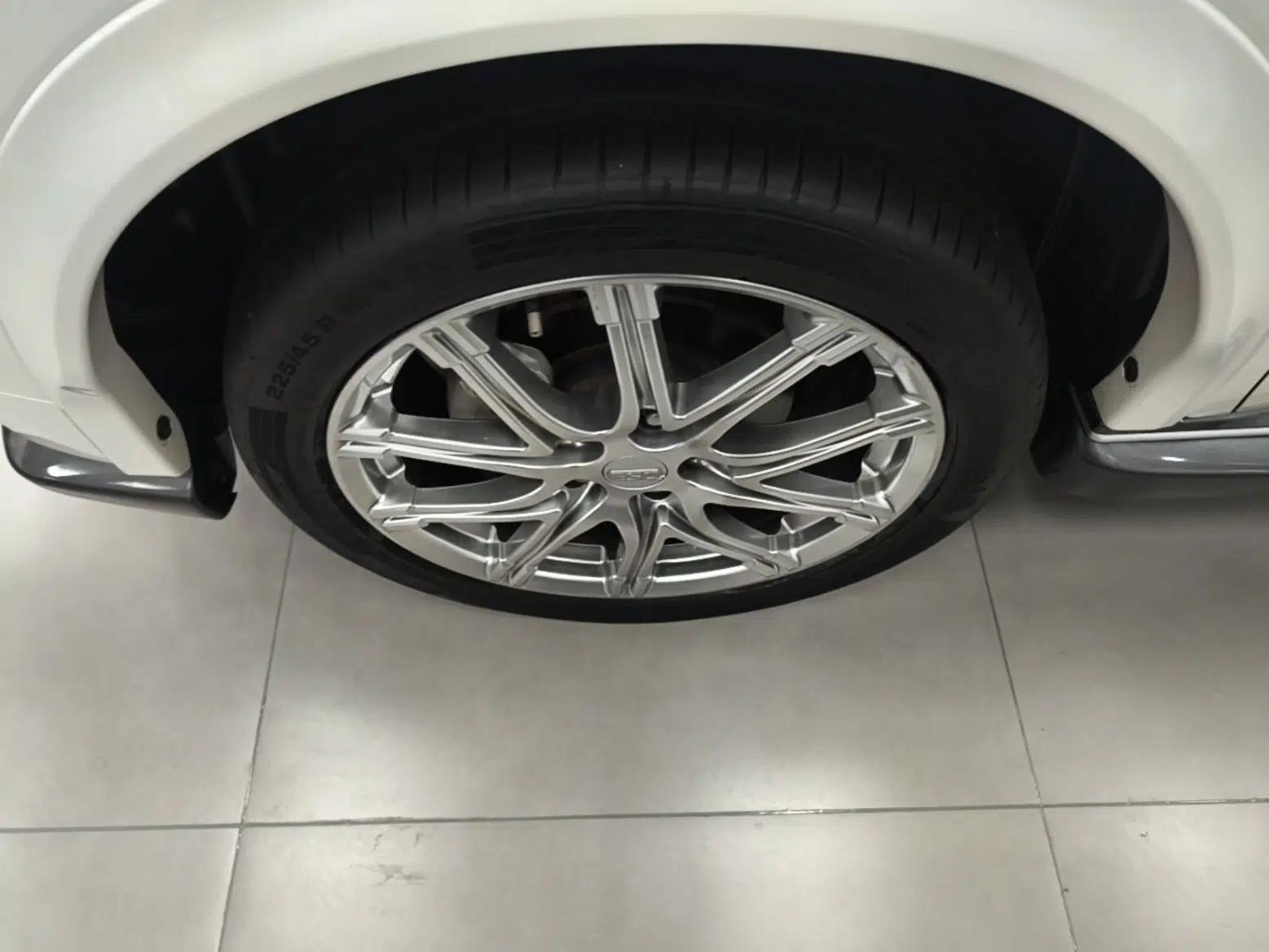 Infiniti ESQ 2014 1.6L Spontaneous Edition — миниатюра 8