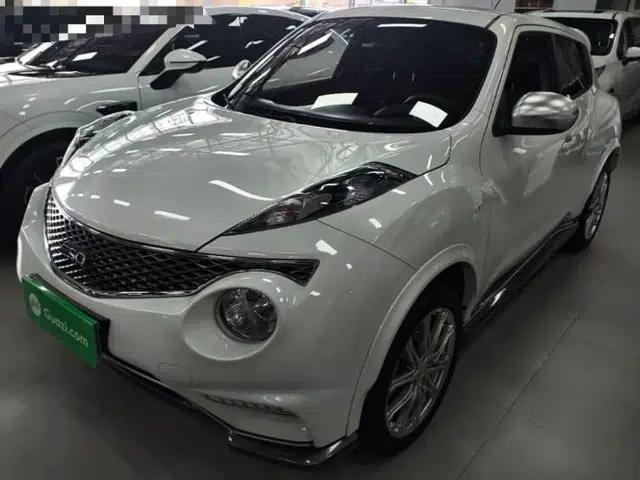 Infiniti ESQ 2014 1.6L Spontaneous Edition