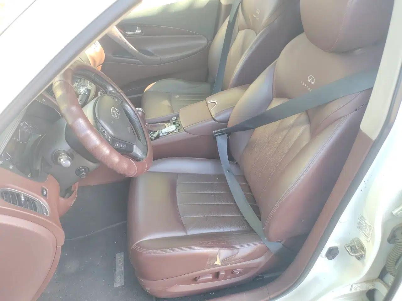 Infiniti EX  — миниатюра 16