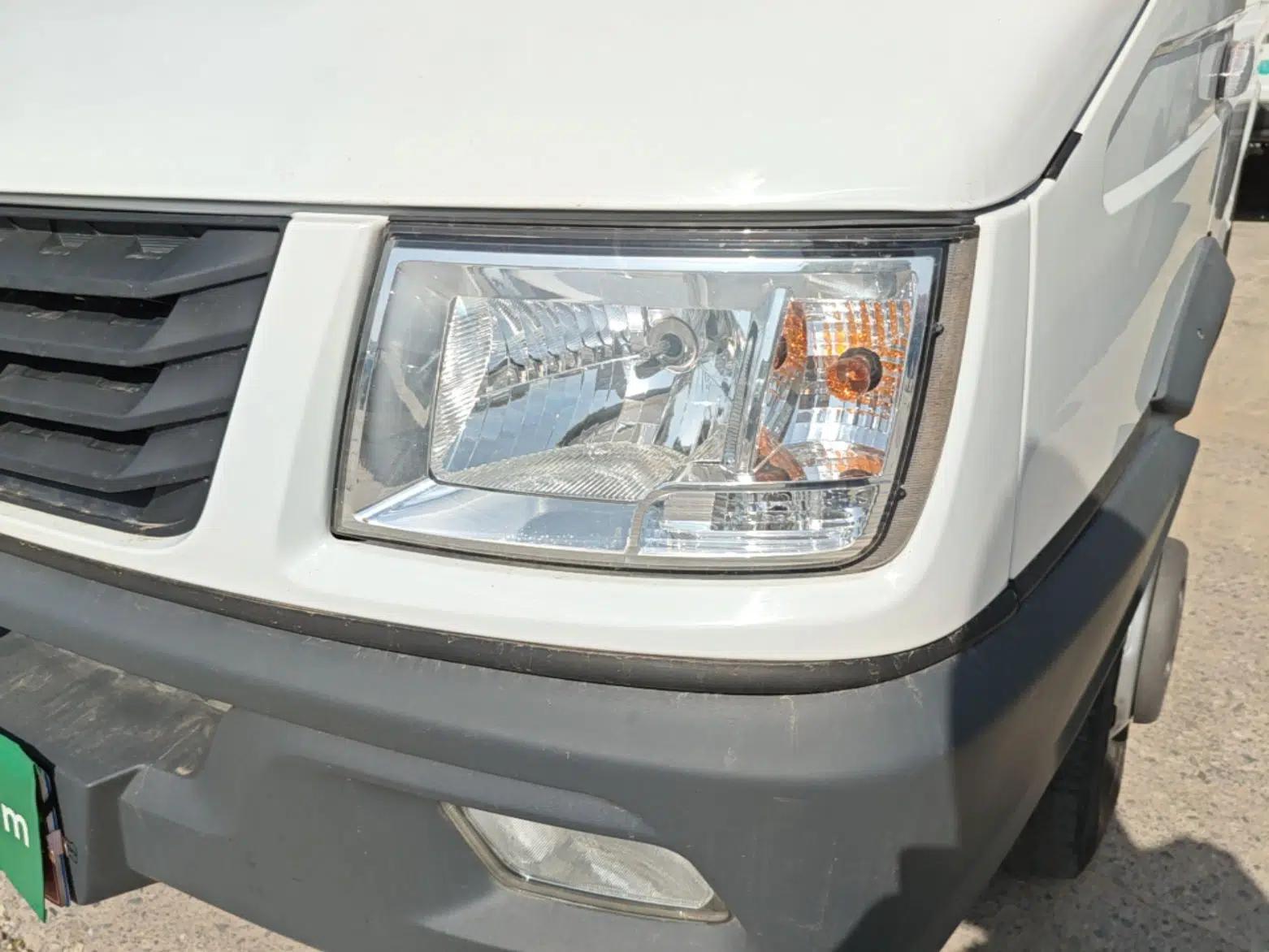 Iveco Daily 2021 2.5T A35 M1 Passenger Van 5-9 Seater Short Wheelbase Mid-Roof Design Dual Tires Side Sliding Door — миниатюра 9