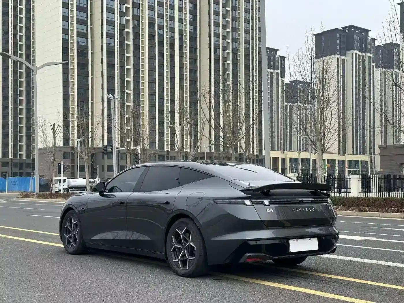 Lynk & Co Z10 2024 Model 95kWh 806km Rear-wheel Drive Intelligent Driving Max — миниатюра 7