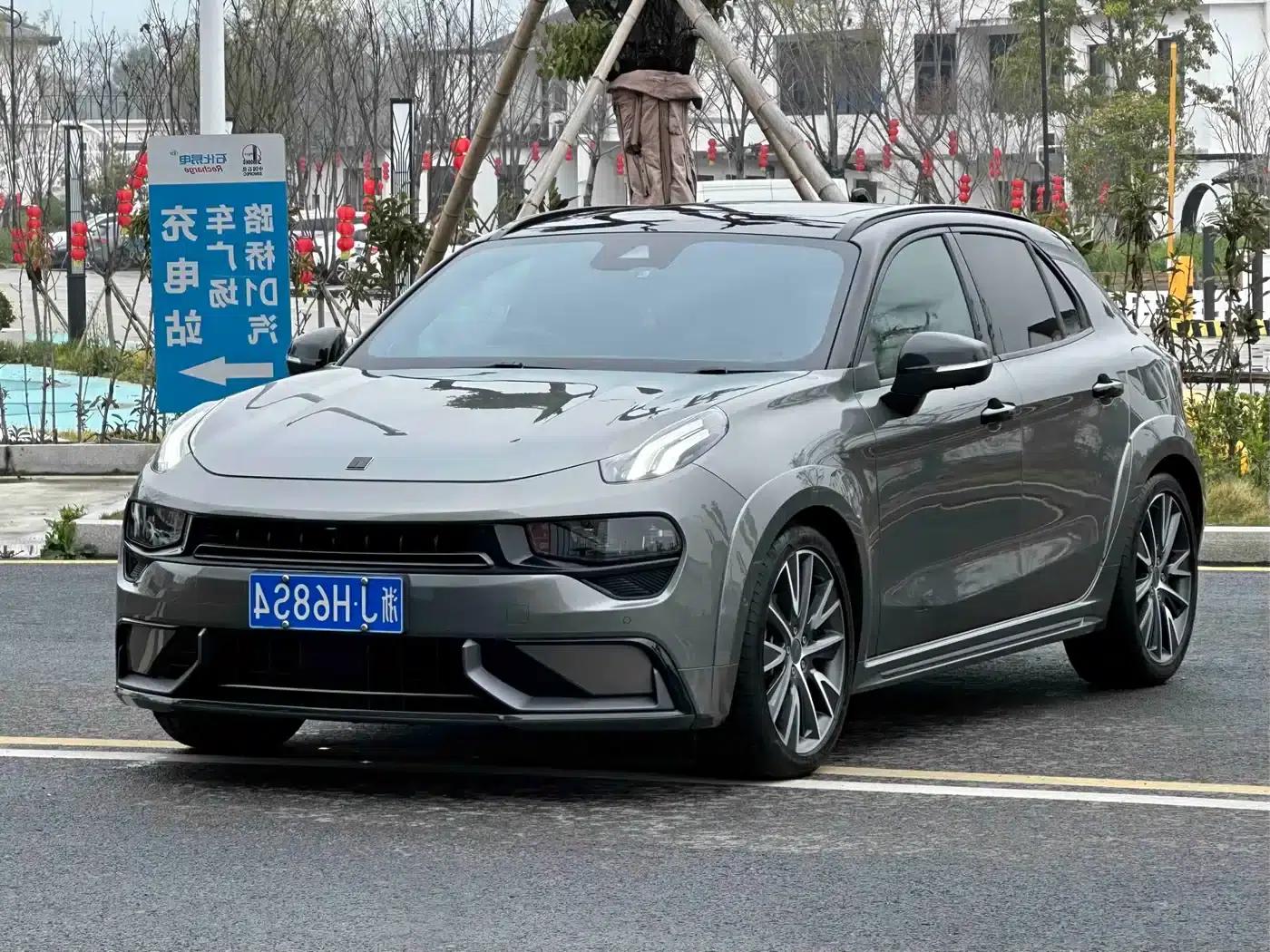 Lynk & Co 02 Hatchback 2022 2.0TD Pro — миниатюра 1