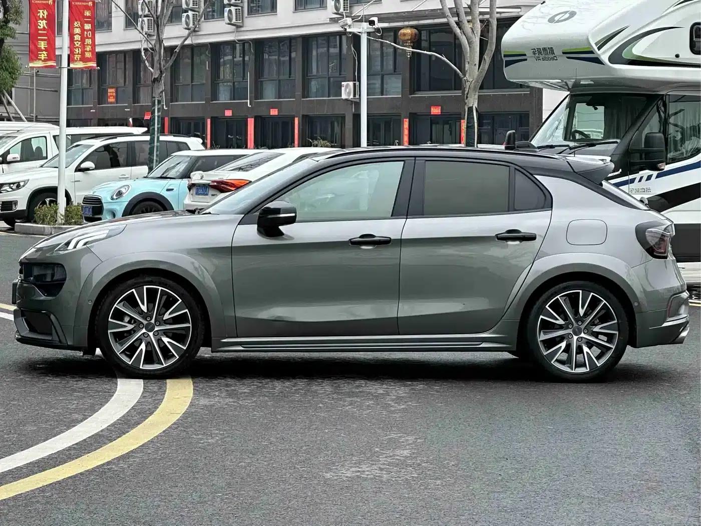 Lynk & Co 02 Hatchback 2022 2.0TD Pro — миниатюра 4