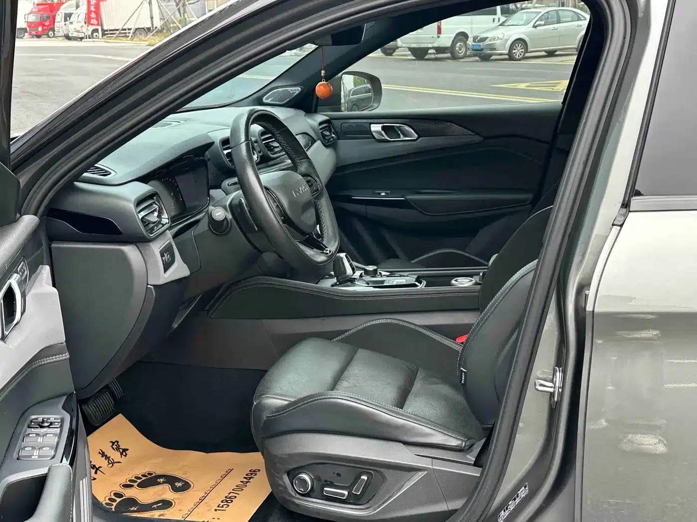 Lynk & Co 02 Hatchback 2022 2.0TD Pro — миниатюра 5